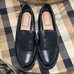 Crown Vintage Black Leather Penny Loafers with Tan Insole